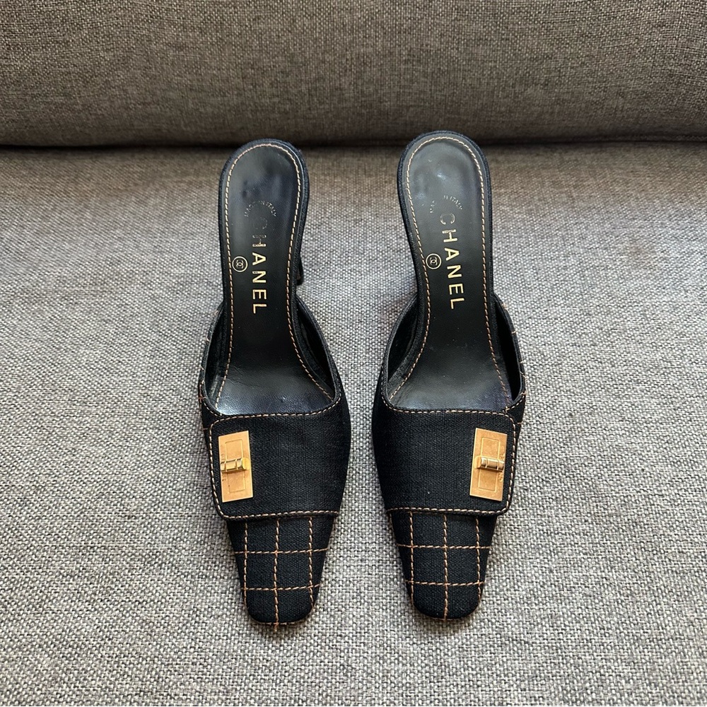 Vintage Chanel denim quilted mule heels - Picture 1 of 5